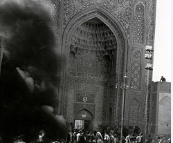 حادثه مسجد جامع ماهیت رژیم شاهنشاهی را افشا کرد/مبارزانی که ارزش های انقلاب را اولویت می دانستند