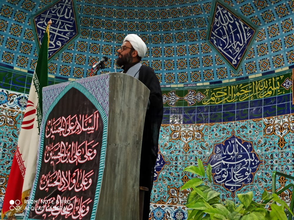 جوان ایرانی وظایفی از جمله شناخت درست حقایق تاریخی و مطالعه دقیق تاریخ را دارد جوان ایرانی وظایفی از جمله شناخت درست حقایق تاریخی و مطالعه دقیق تاریخ را دارد